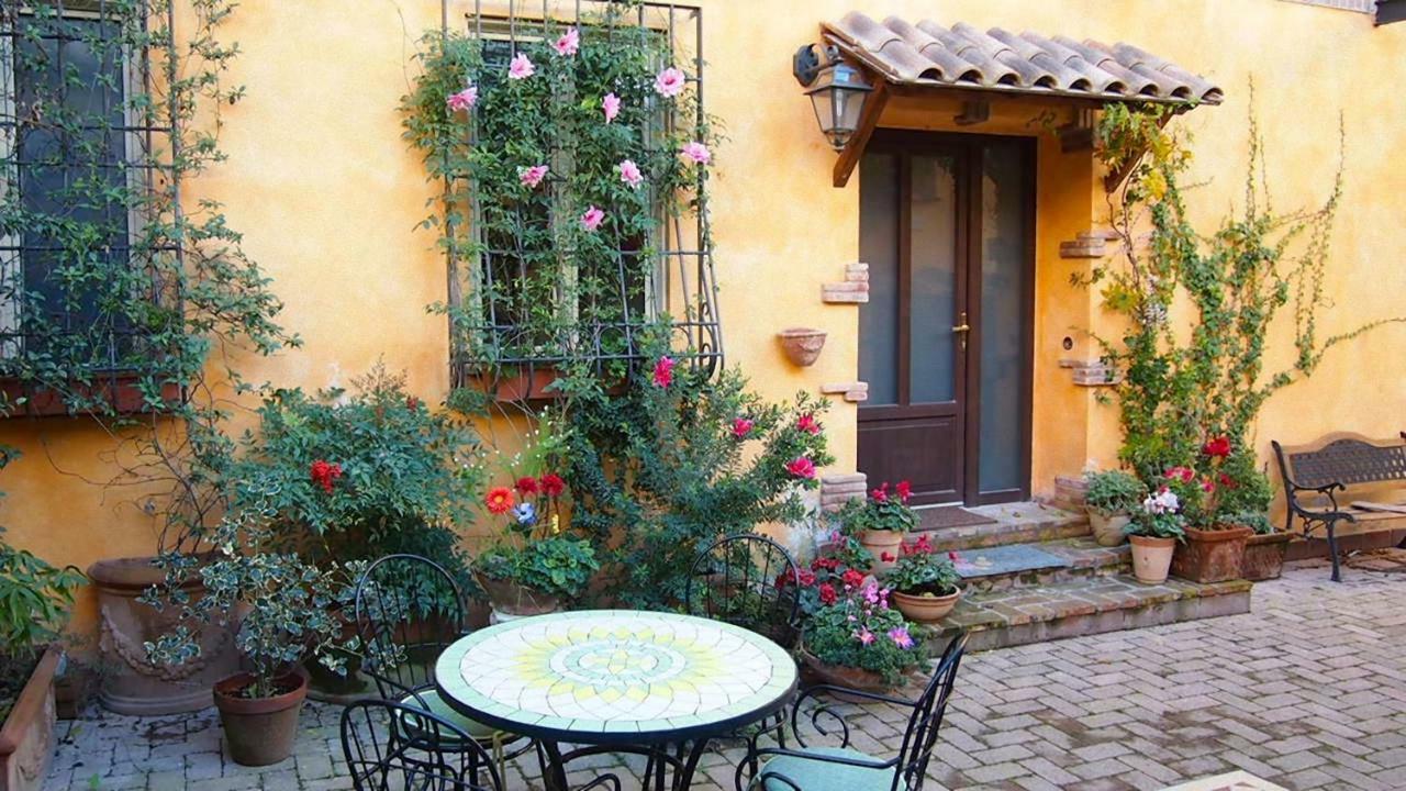 La Piazzetta Di Roma Villa Exteriör bild