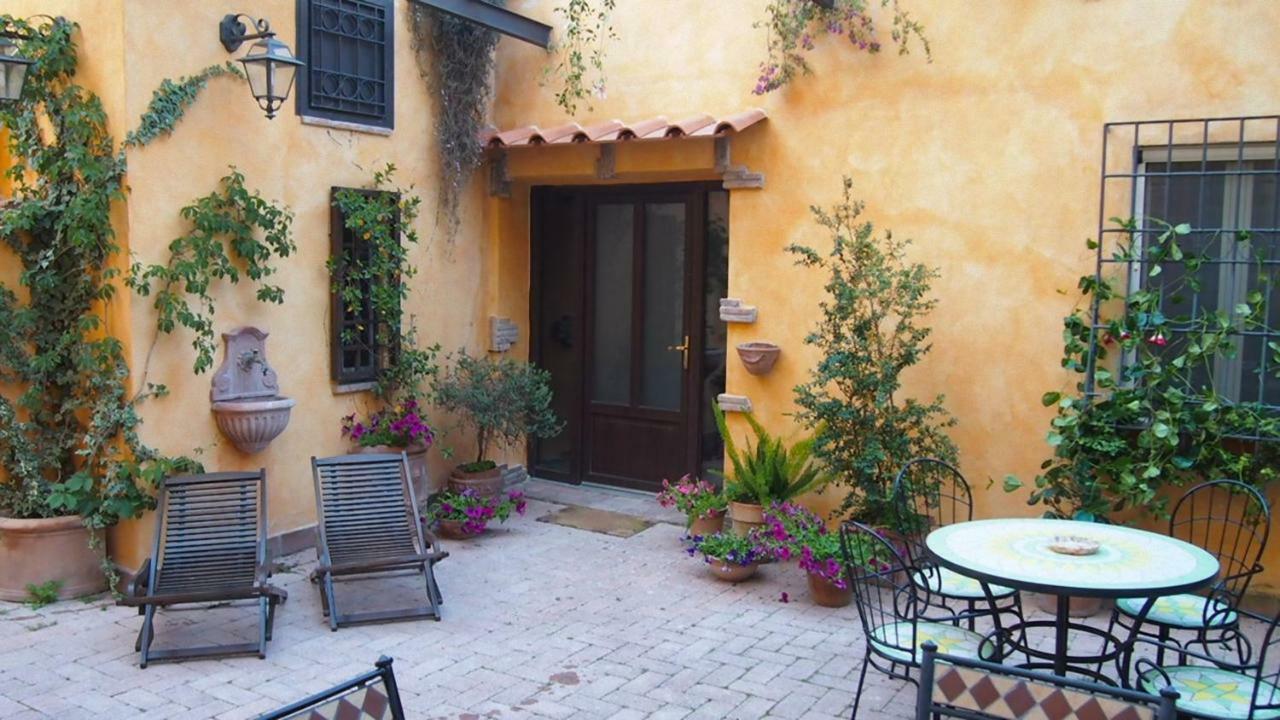 La Piazzetta Di Roma Villa Exteriör bild
